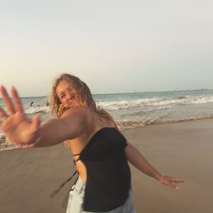 Meet your Posher, Katelyn